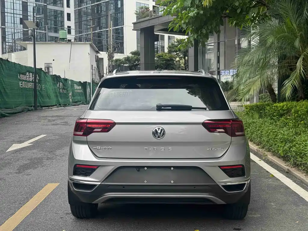 Volkswagen T-Roc 2020 — фото 5