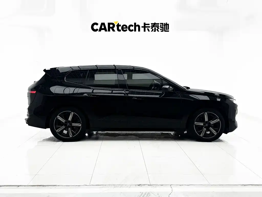 BMW iX 2023
