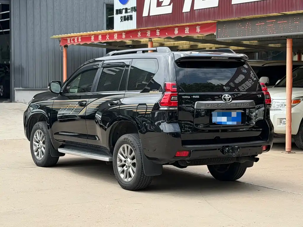 Toyota Prado 2018 — фото 8