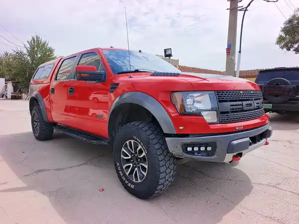 Ford F-150 Raptor 2012