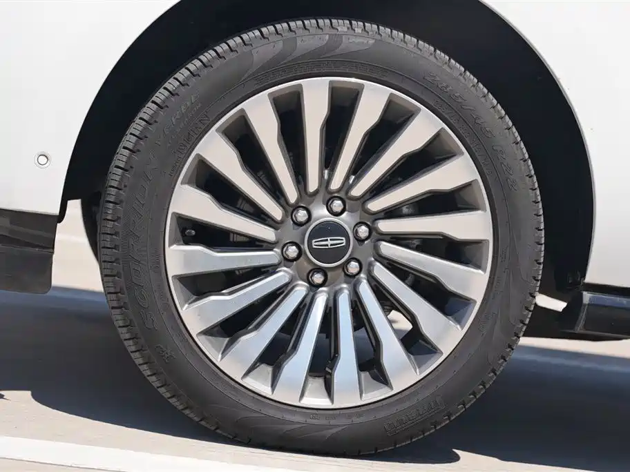 Lincoln Navigator 2021 — фото 20