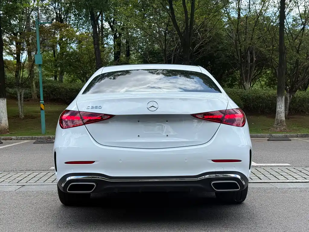 Mercedes-Benz C-Class 2022