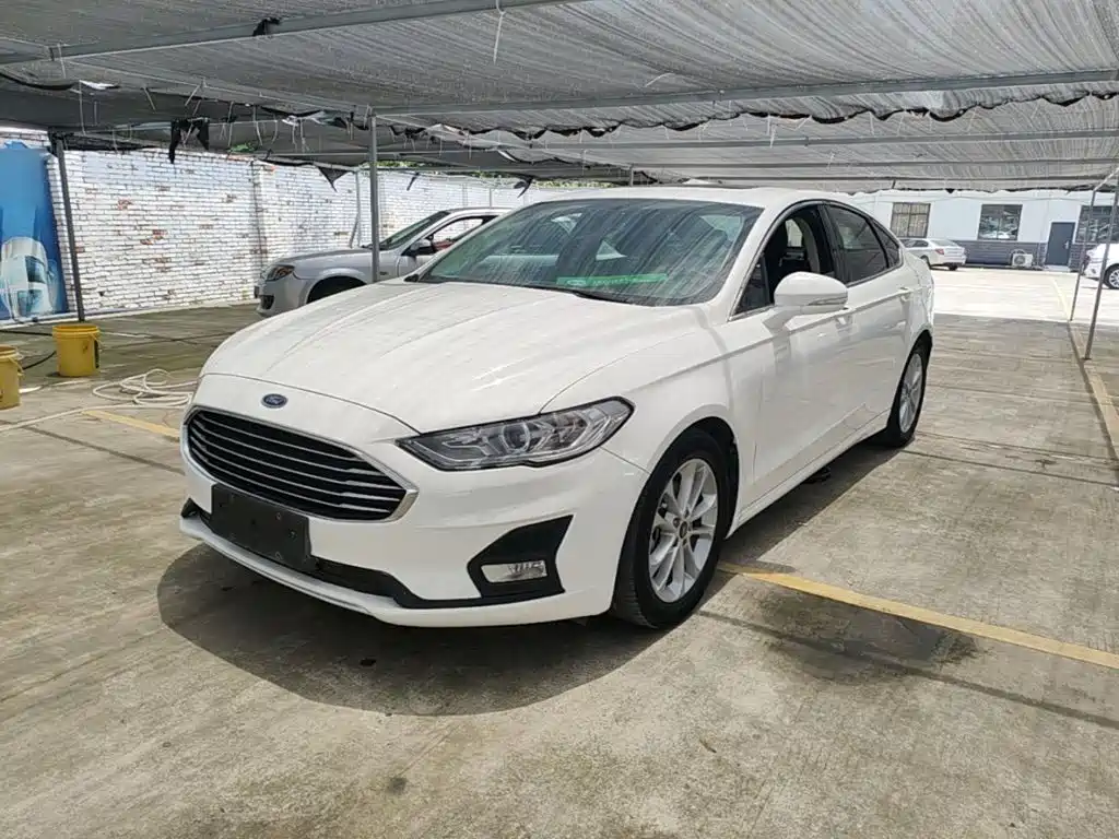 Ford Mondeo 2019 — фото 1