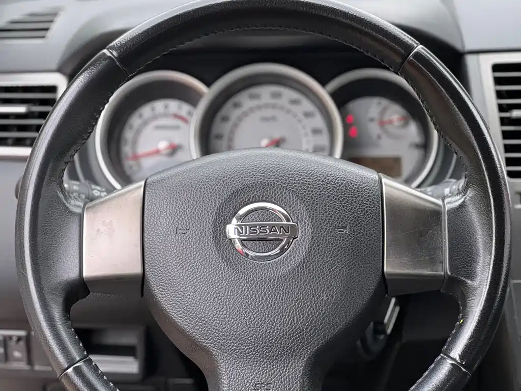 Nissan Tiida 2009
