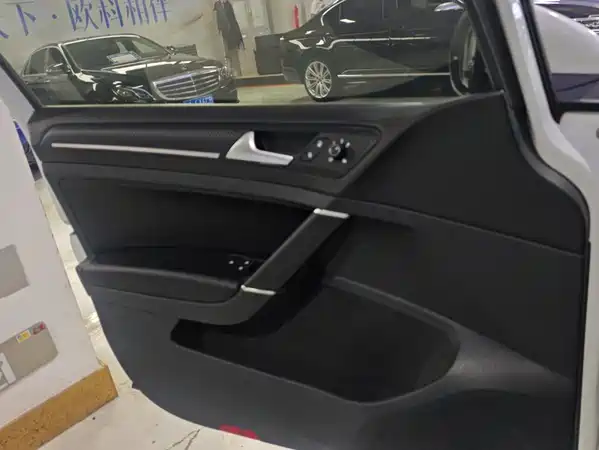 Volkswagen Golf 2020