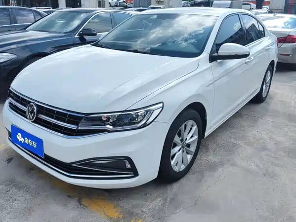 Volkswagen Bora 2021