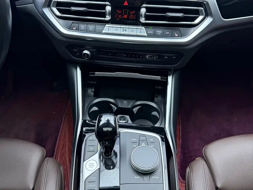 BMW 3 Series 2022 — фото 17