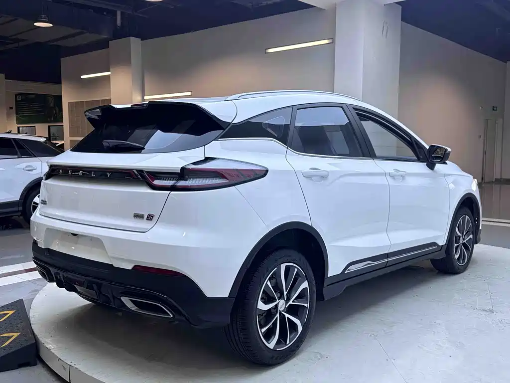 Geely Emgrand S 2023 — фото 8