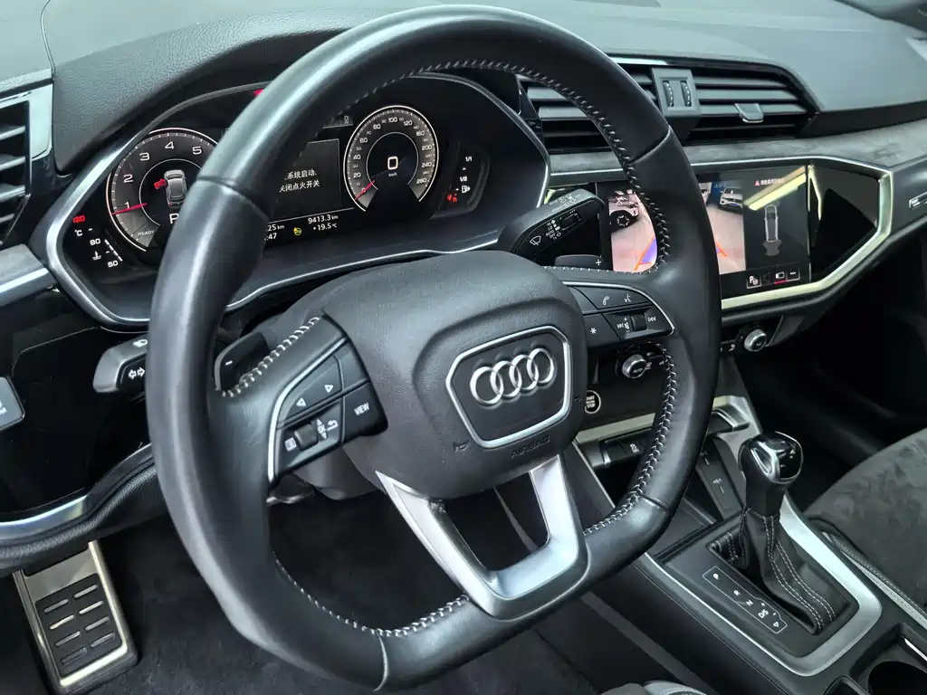 Audi Q3 2022 — фото 18
