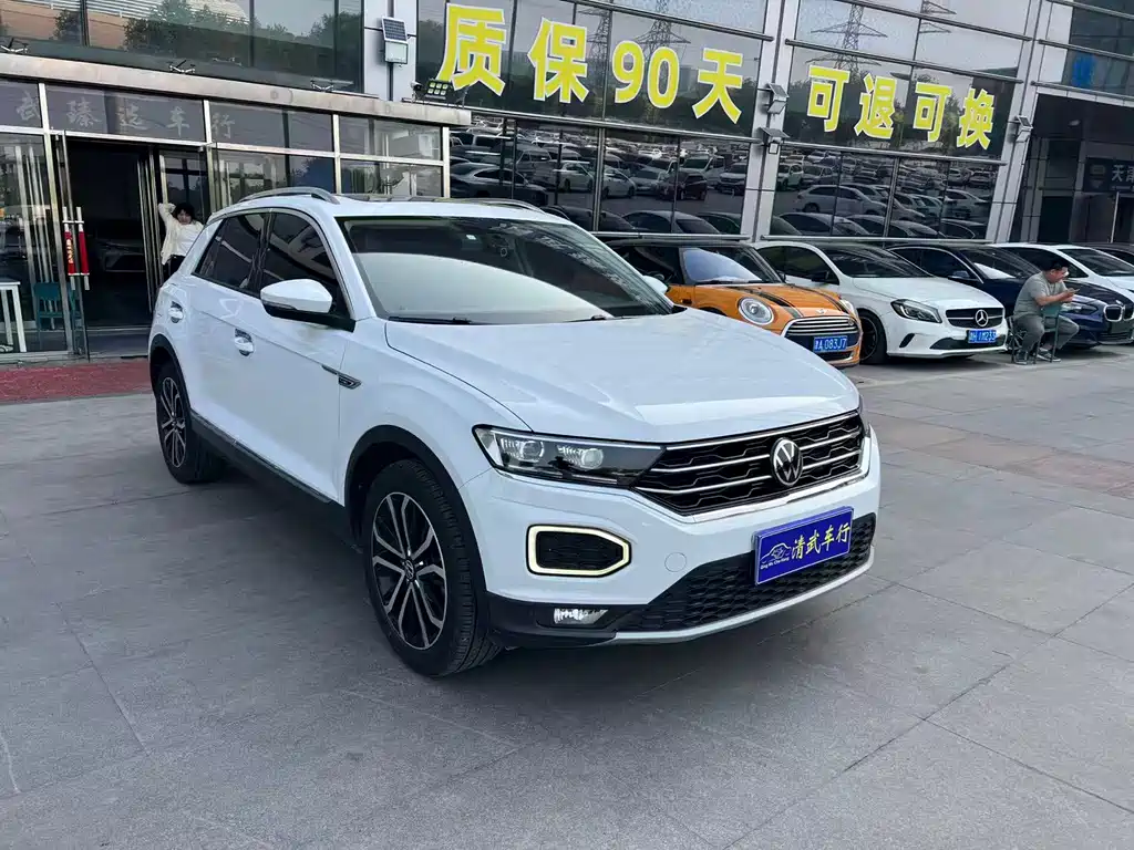 Volkswagen T-Roc 2021 — фото 2