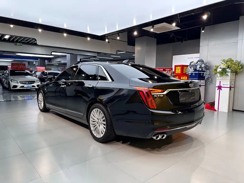 Cadillac CT6 2023 — фото 4