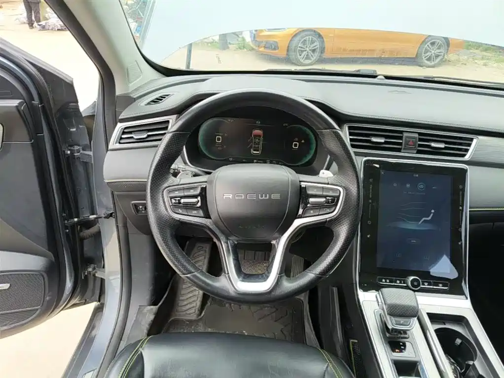 Roewe RX5 New Energy 2021 — фото 11