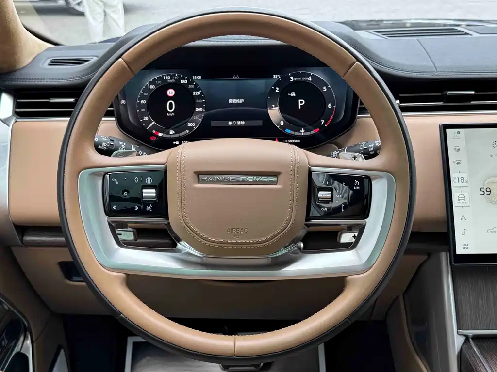 Land Rover Range Rover 2025 — фото 12