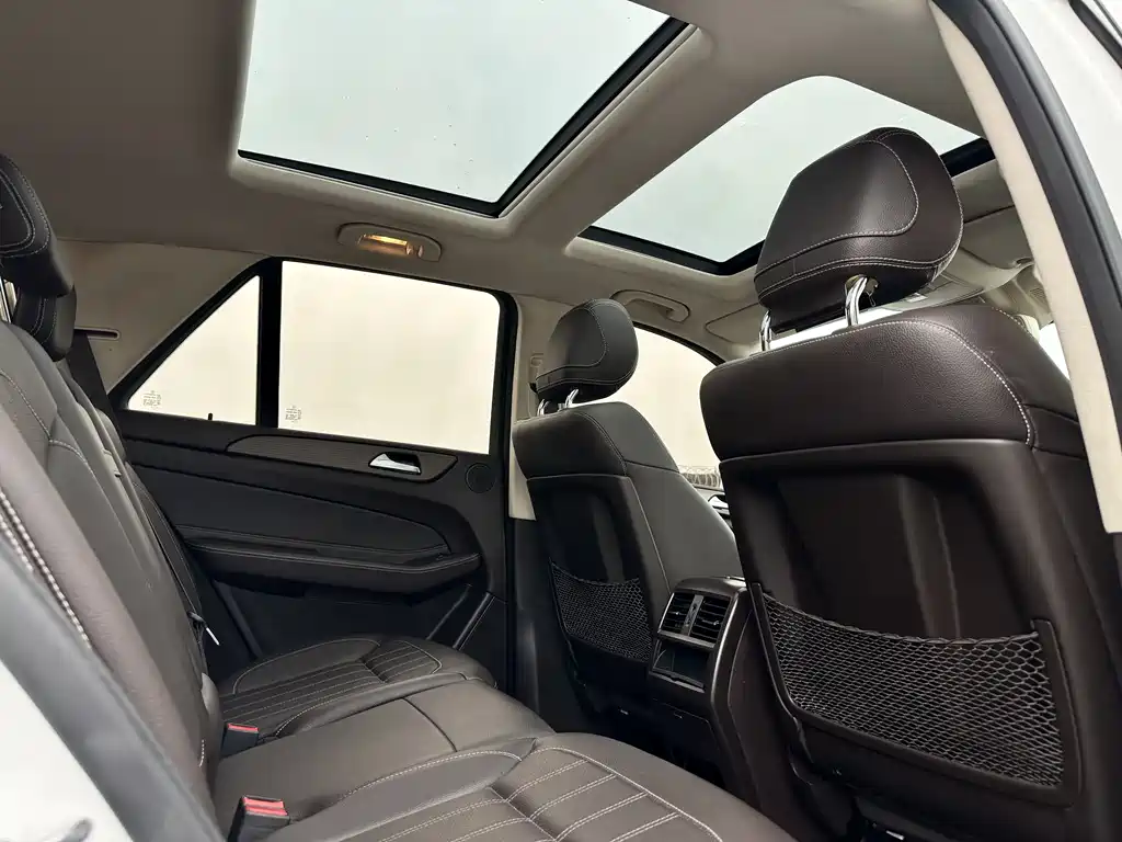 Mercedes-Benz GLE 2018 — фото 15