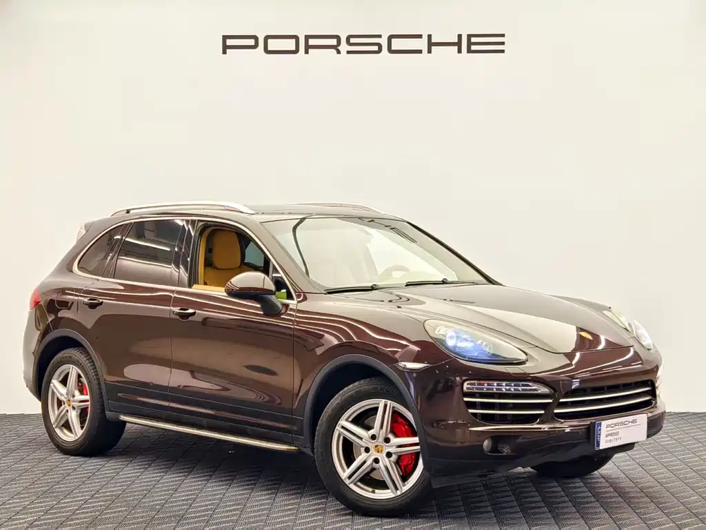 Porsche Cayenne 2014 — фото 1