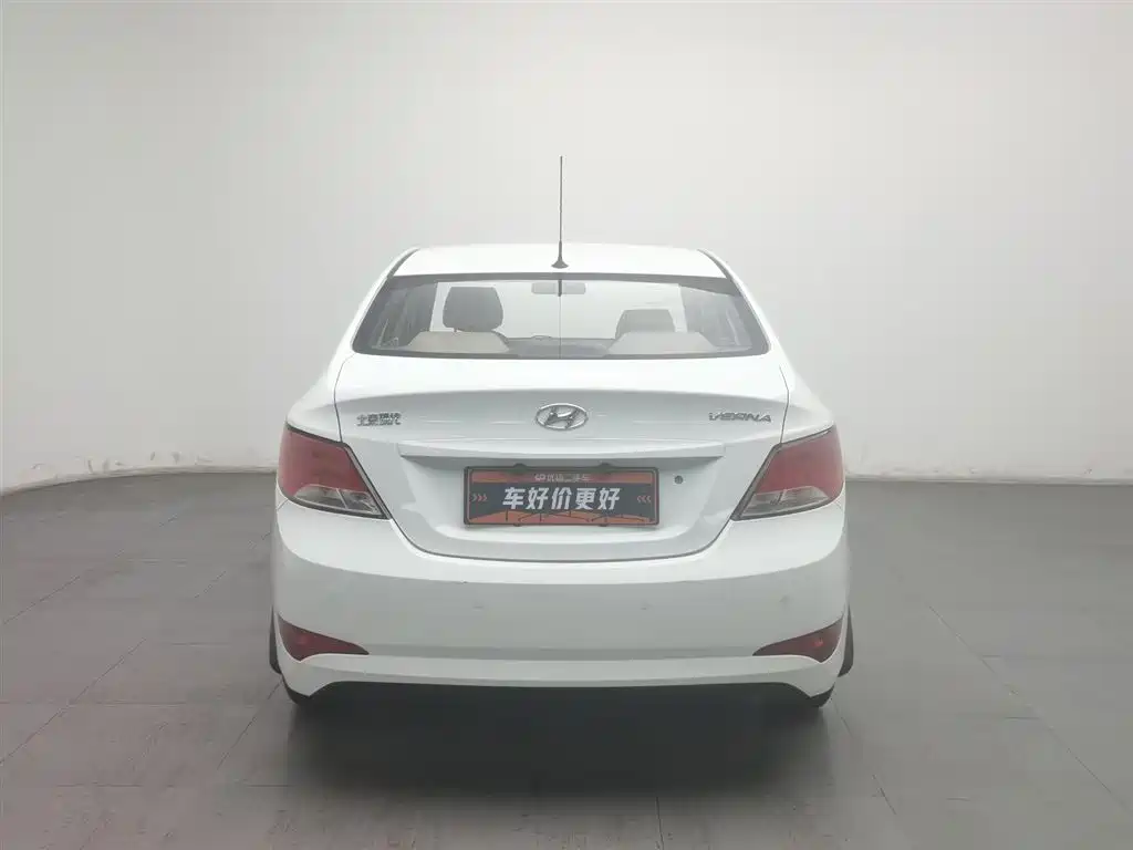 Hyundai Verna 2016 — фото 4