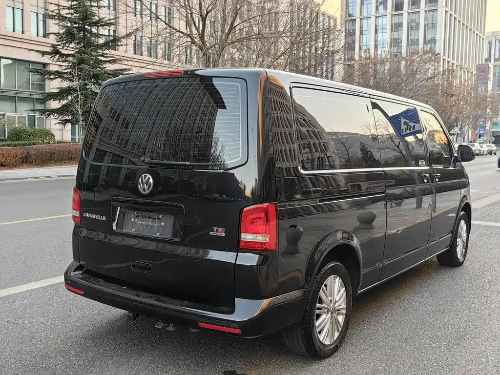 Volkswagen Caravelle 2016 — фото 4