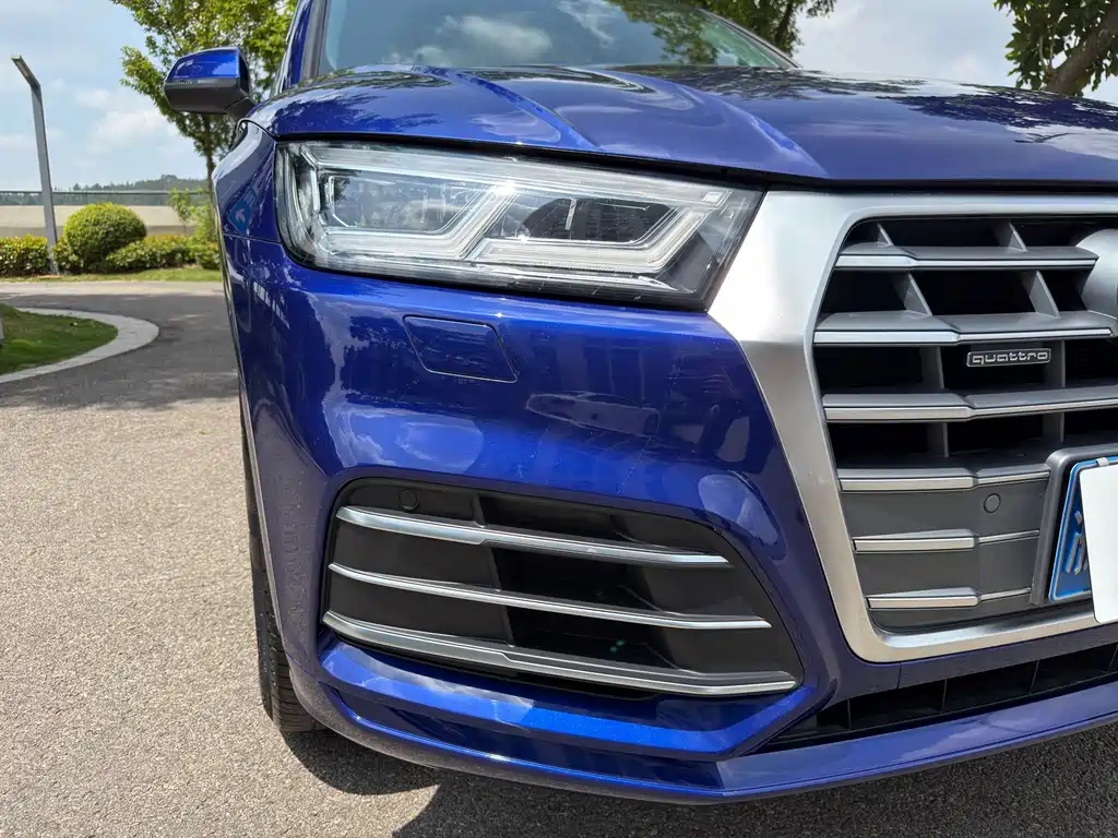 Audi Q5L 2019 — фото 11