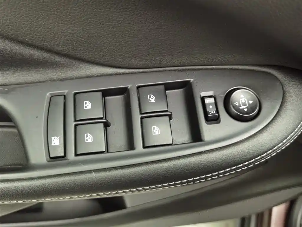 Buick Envision Plus 2019 — фото 9