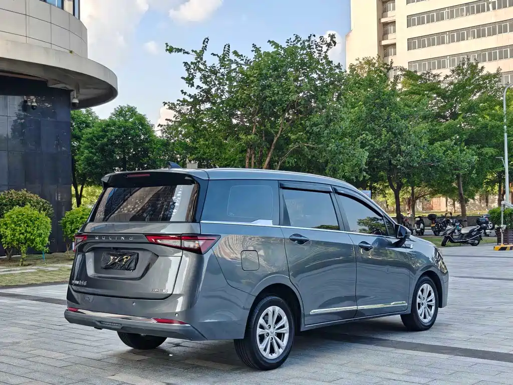 Wuling Jiachen 2022 — фото 13