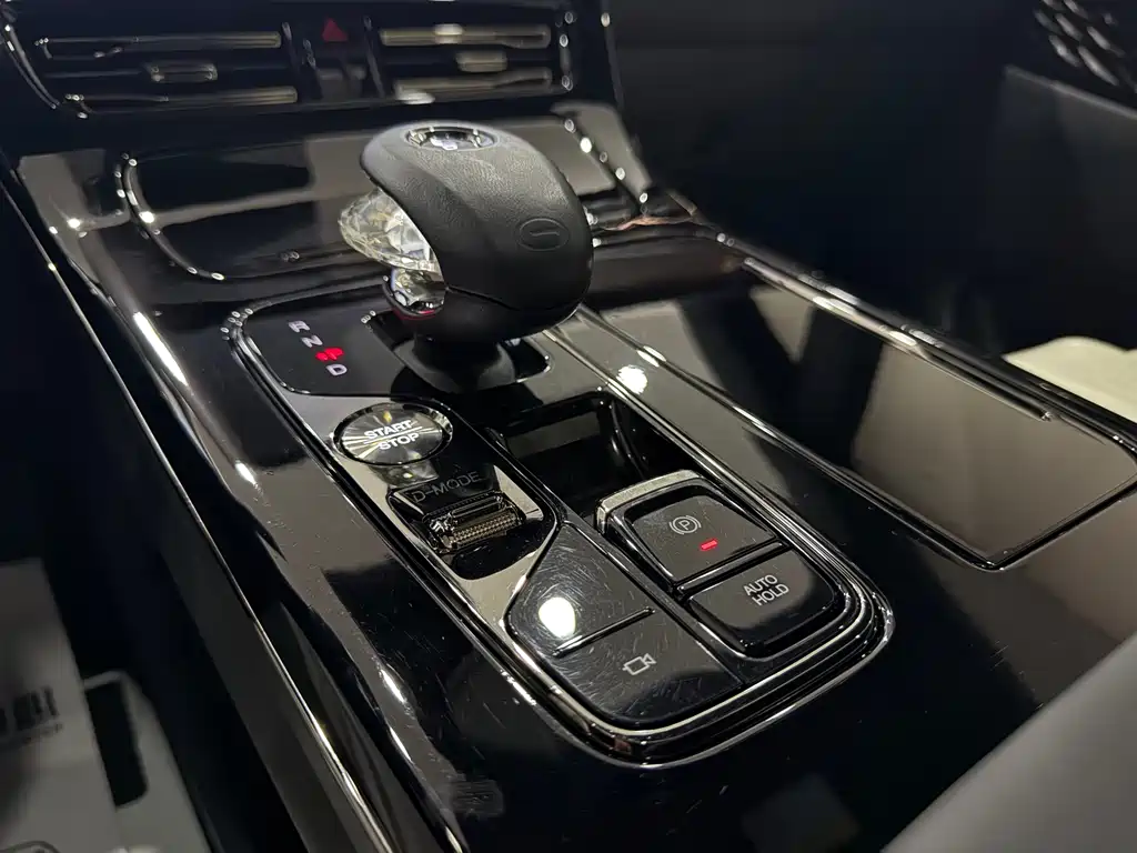 GAC Motor Trumpchi M8 2023 — фото 19