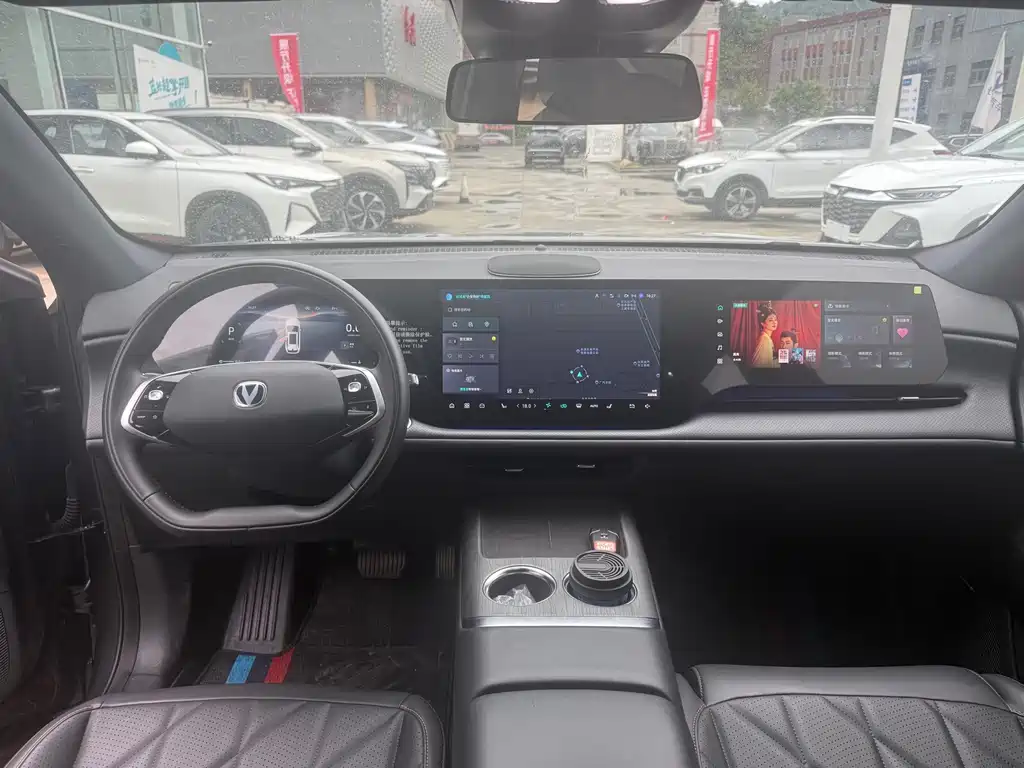 Changan CS75PLUS 2025 — фото 3