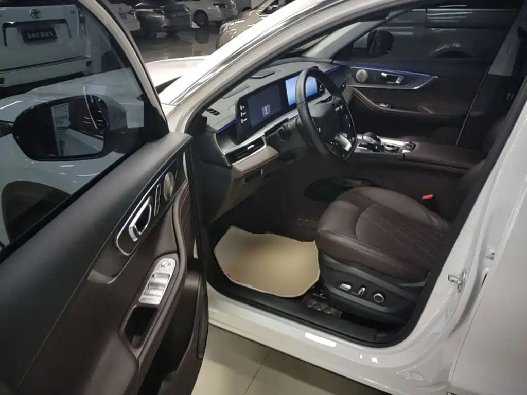Chery Tiggo 8 PRO 2023 — фото 16