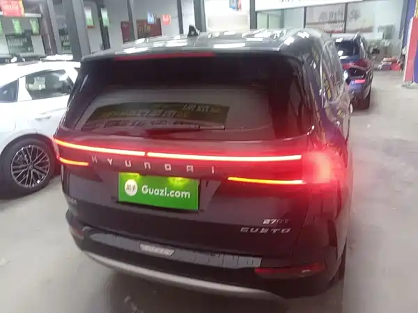 Hyundai Custin 2023