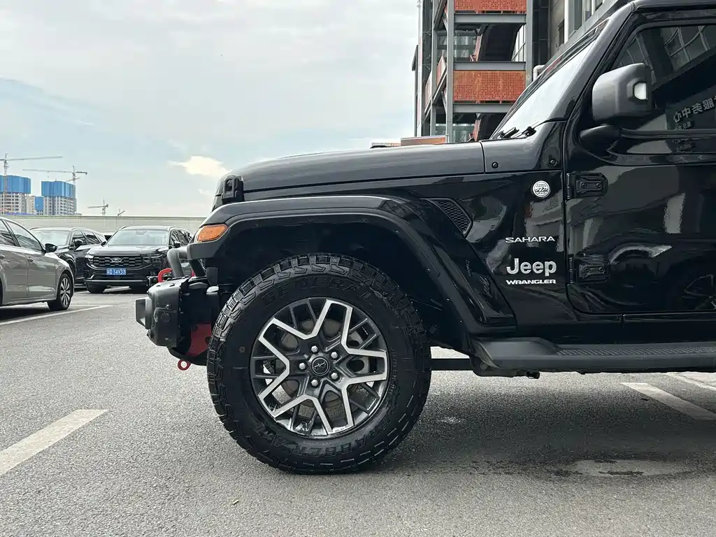 Jeep Wrangler 2024 — фото 19