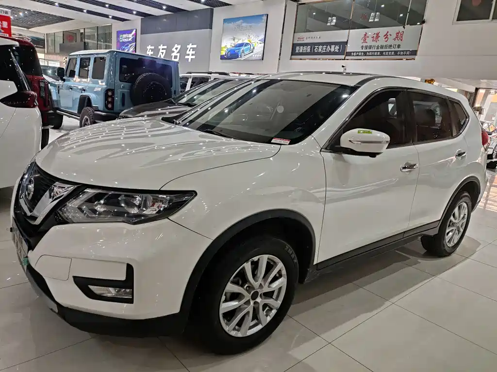 Nissan X-Trail 2021 — фото 1