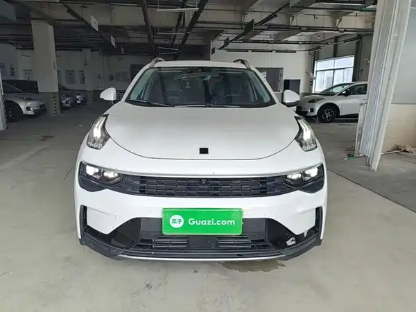 Lynk & Co 01 2023