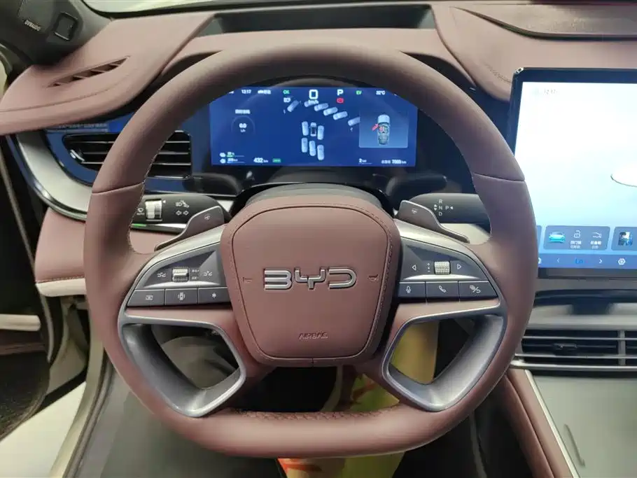 BYD Seal 07 DM-i 2025 — фото 15