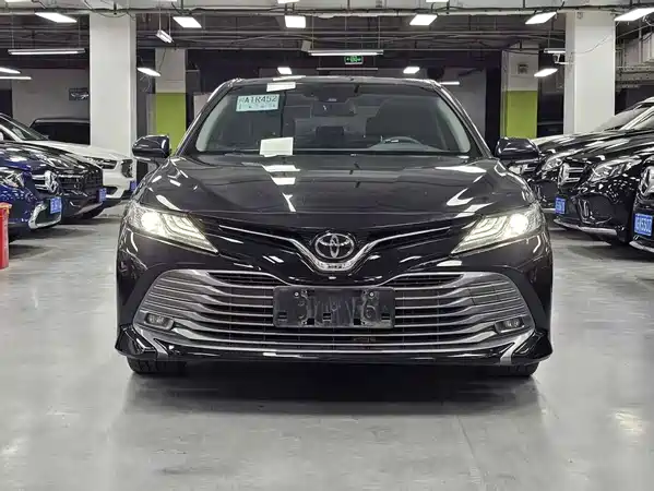 Toyota Camry 2019