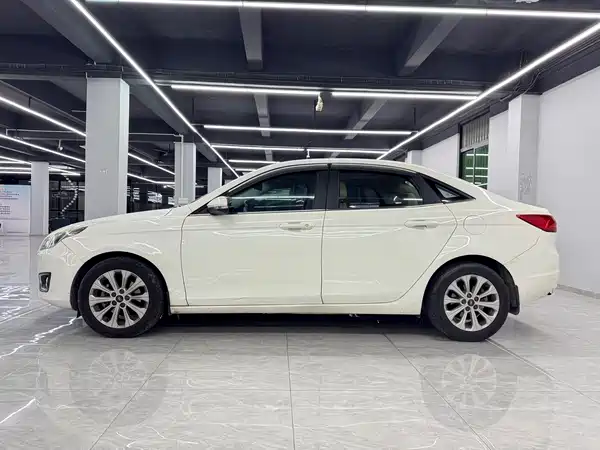 Ford Escort 2015