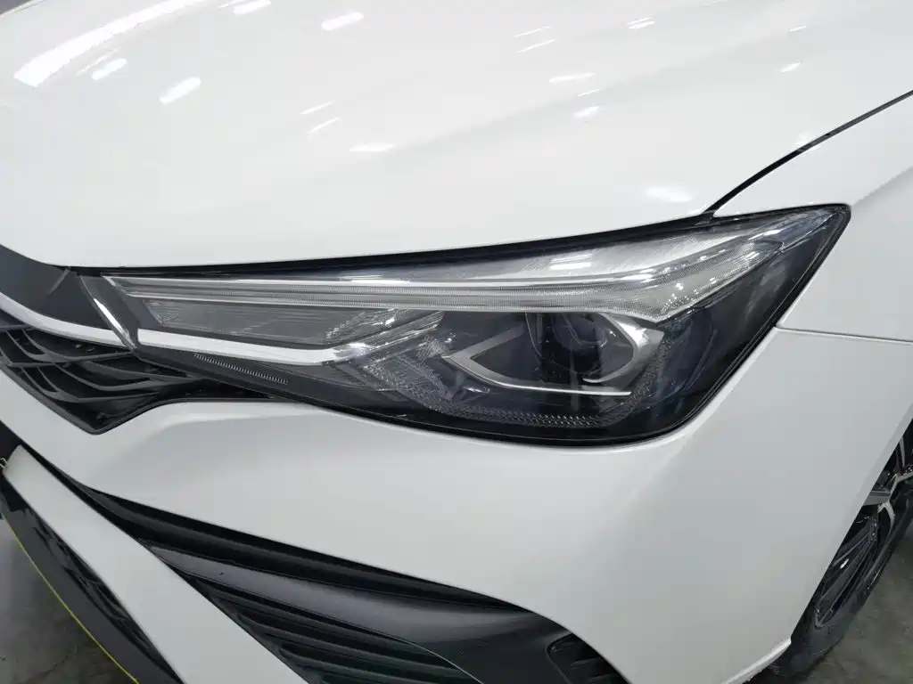 Roewe i5 2021