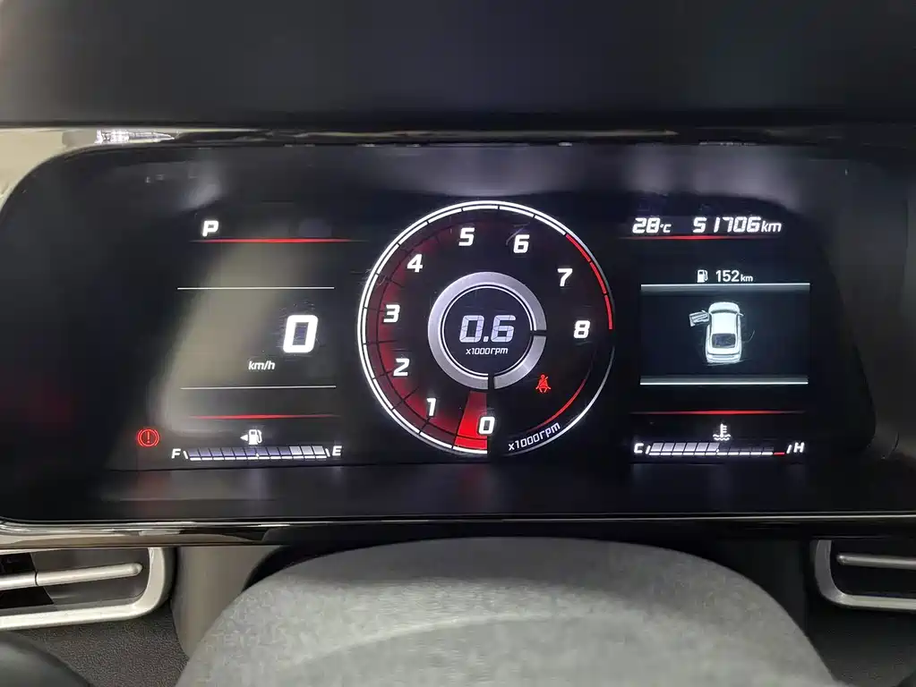 Hyundai Elantra 2022 — фото 15
