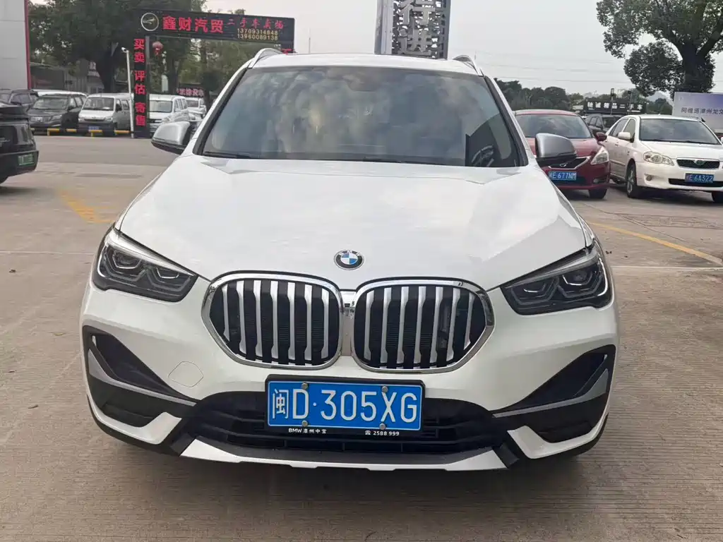 BMW X1 2022 — фото 2