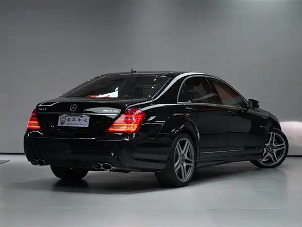 Mercedes-Benz S-Class AMG 2010