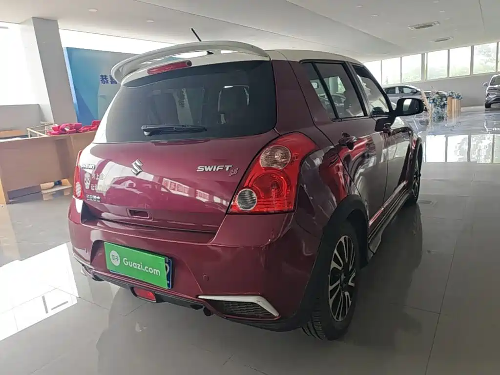 Suzuki Swift 2015