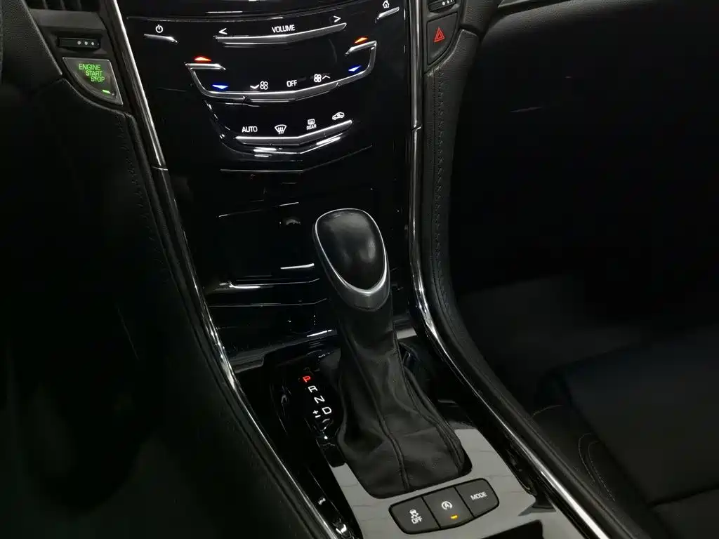 Cadillac ATS-L 2017 — фото 13