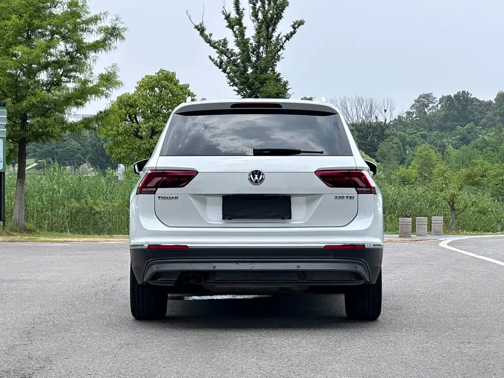Volkswagen Tiguan 2018 — фото 22