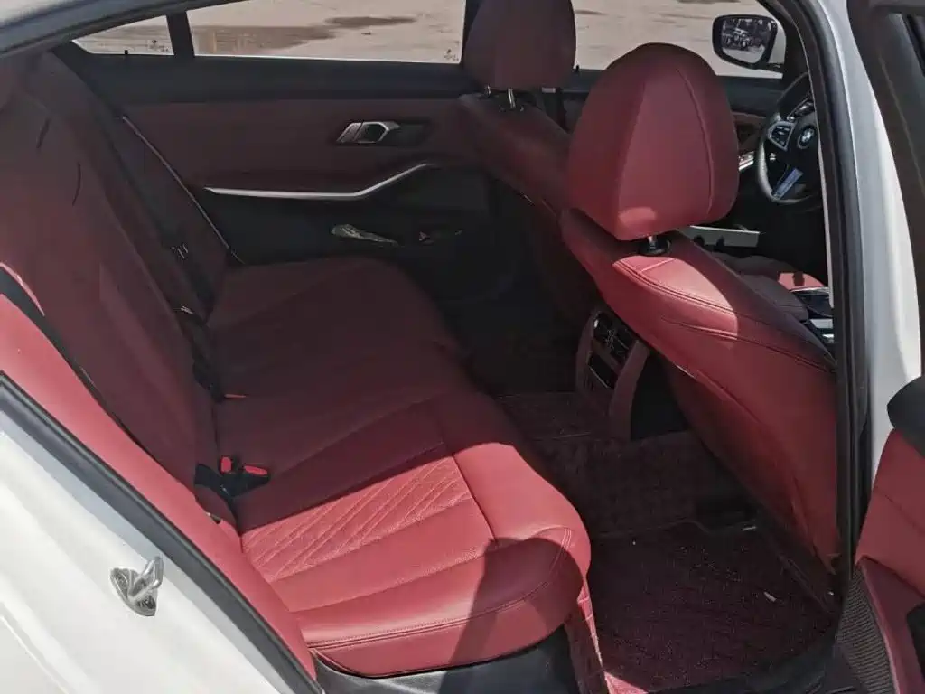 BMW 3 Series 2023