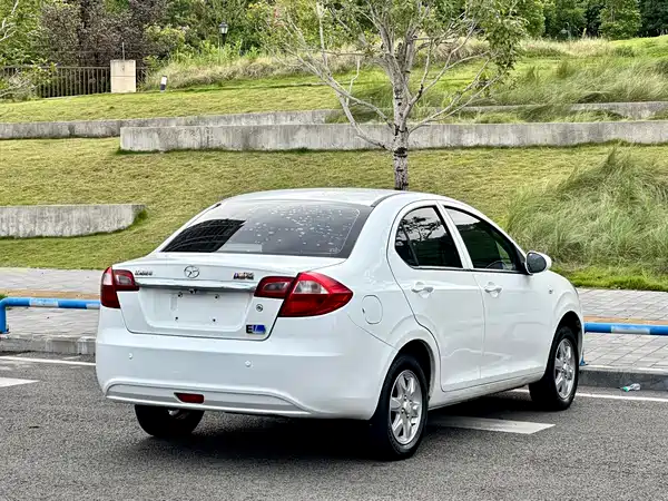 JAC iEV 2017