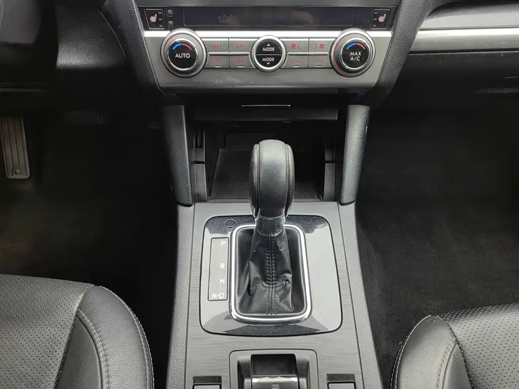 Subaru Outback 2015 — фото 13