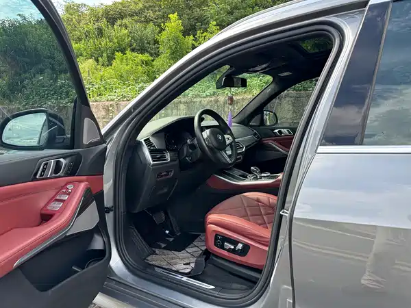 BMW X5 2023