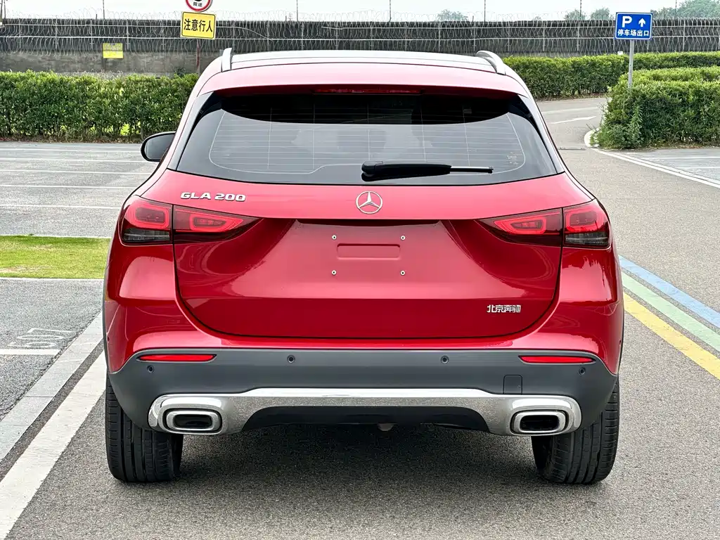 Mercedes-Benz GLA 2020