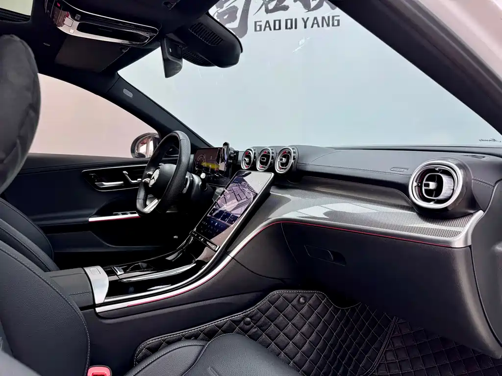 Mercedes-Benz C-Class 2023 — фото 14
