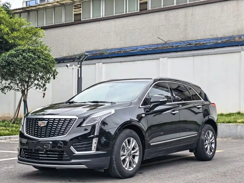 Cadillac XT5 2020 — фото 1