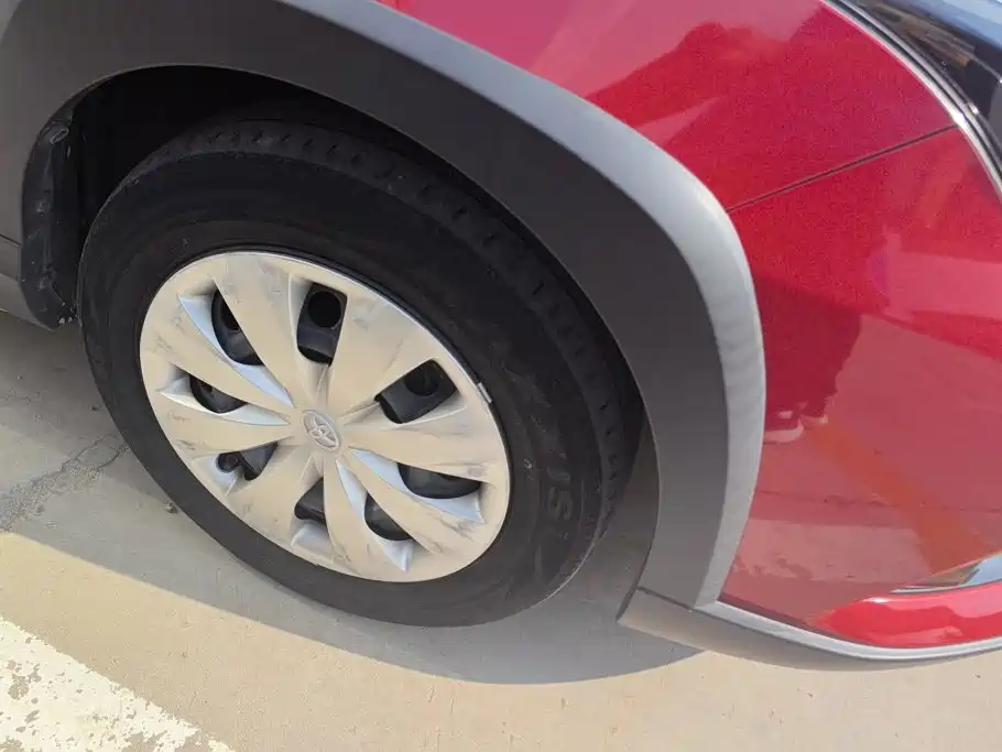 Toyota Yaris L 2021