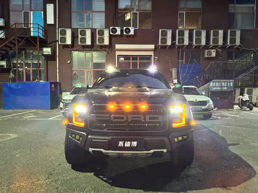 Ford F-150 Raptor 2020 — фото 2